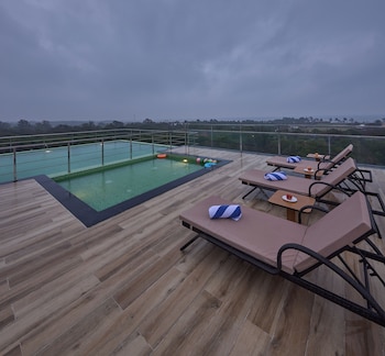 grand continent mahabalipuram