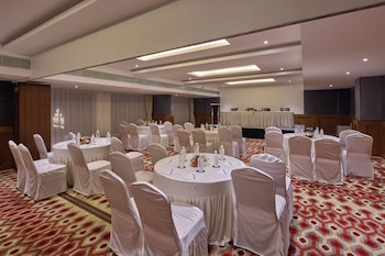 grand continent mahabalipuram