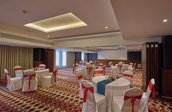 grand continent mahabalipuram