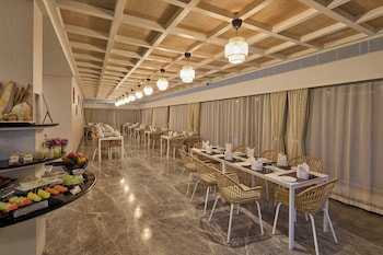 grand continent mahabalipuram