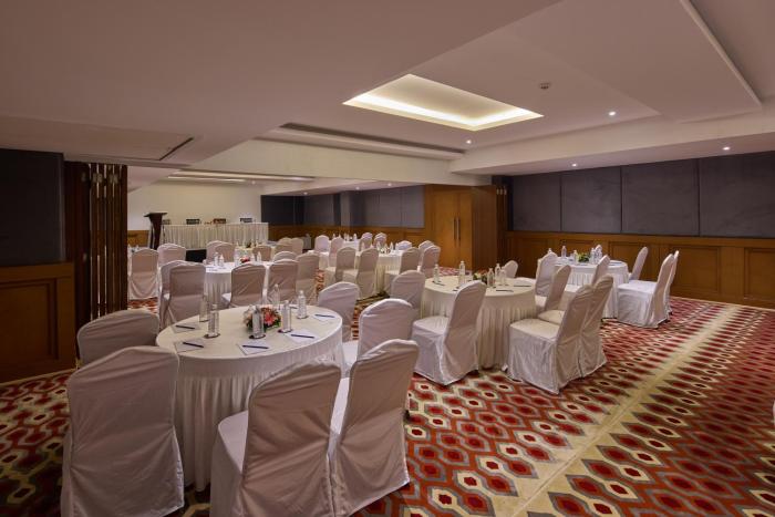 grand continent mahabalipuram