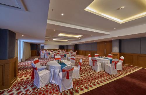 grand continent mahabalipuram