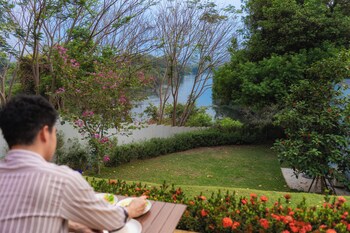 rakmak kan resort and cafe