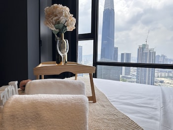 axon residence bukit bintang by luna
