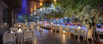 doubletree by hilton kusadasi special class