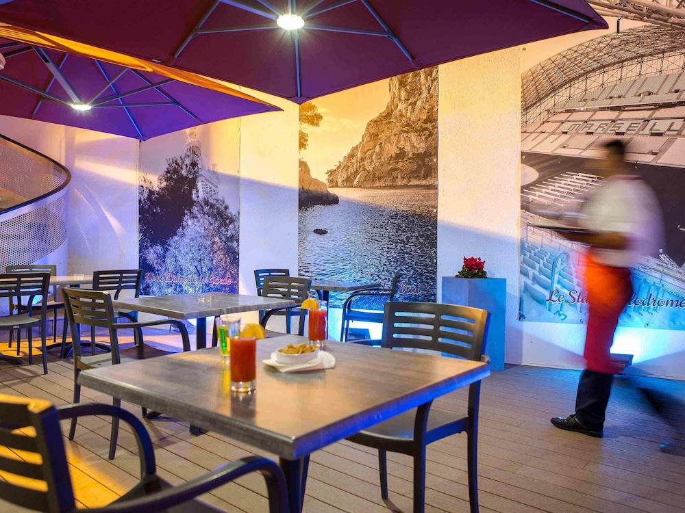 hotel ibis marseille timone adults only