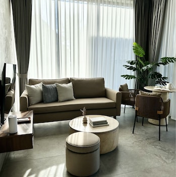 tana beach villas