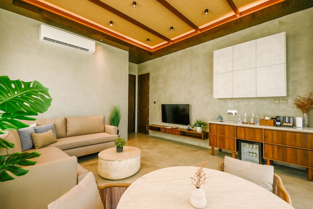 tana beach villas