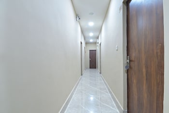 chowdhry tourist lodge paharganj ndls