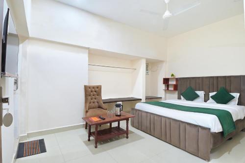 chowdhry tourist lodge paharganj ndls