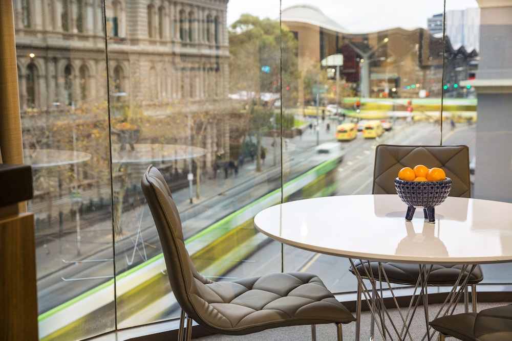 hotel indigo melbourne on flinders by ihg