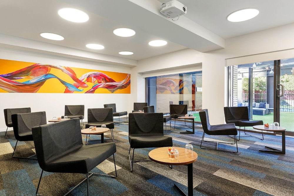 hotel indigo melbourne on flinders by ihg
