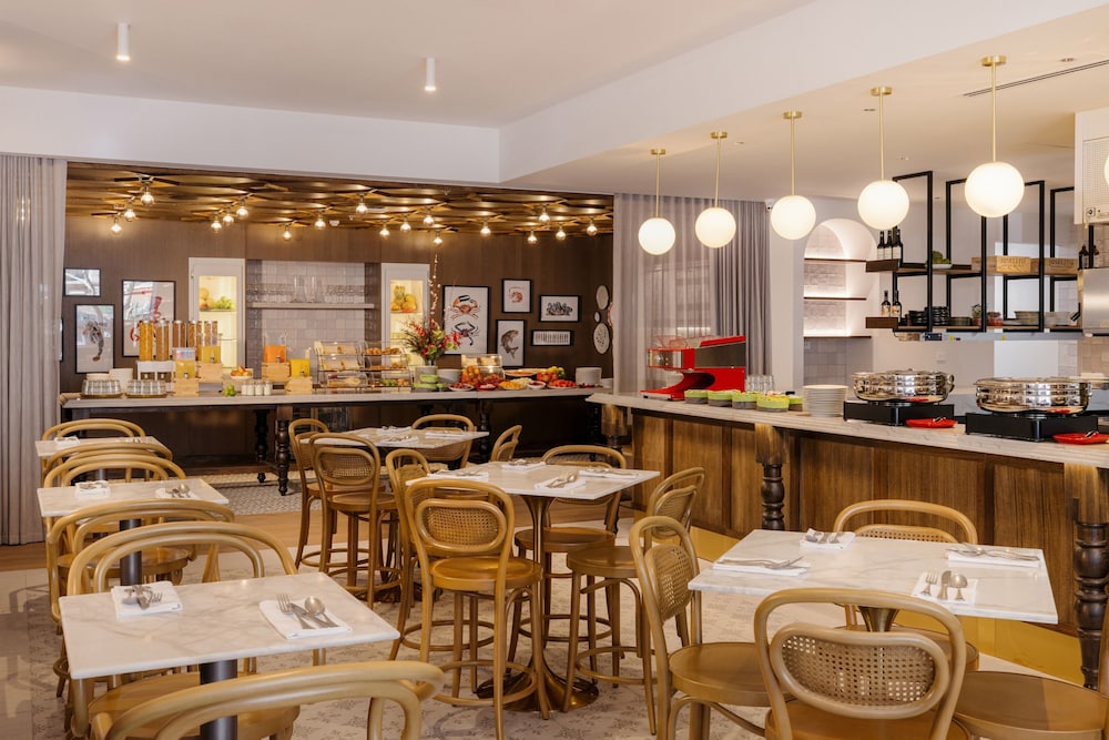 hotel indigo melbourne on flinders by ihg