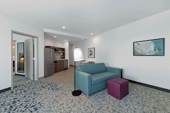 home2 suites by hilton lumberton