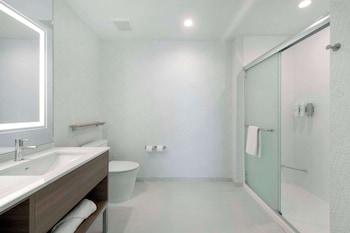 home2 suites by hilton lumberton