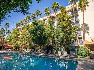 hotel araiza mexicali