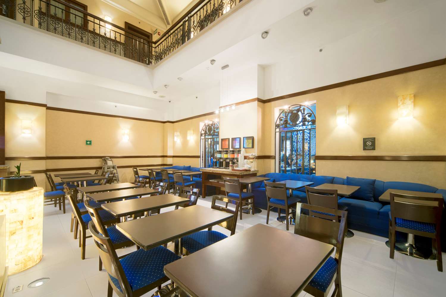 hampton inn and suites mexico city centro historico