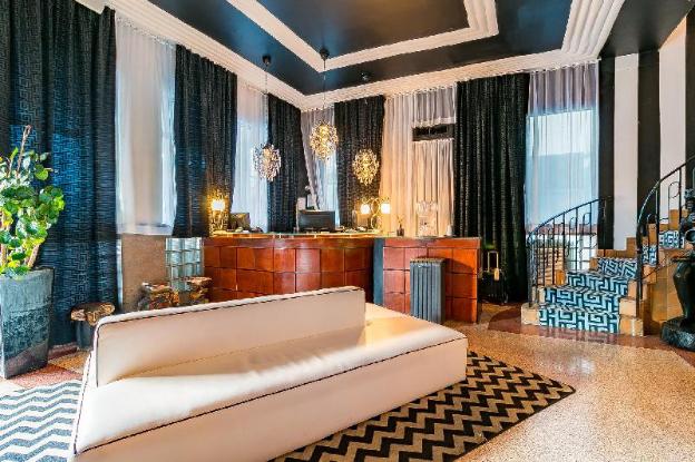 chesterfield hotel and suites