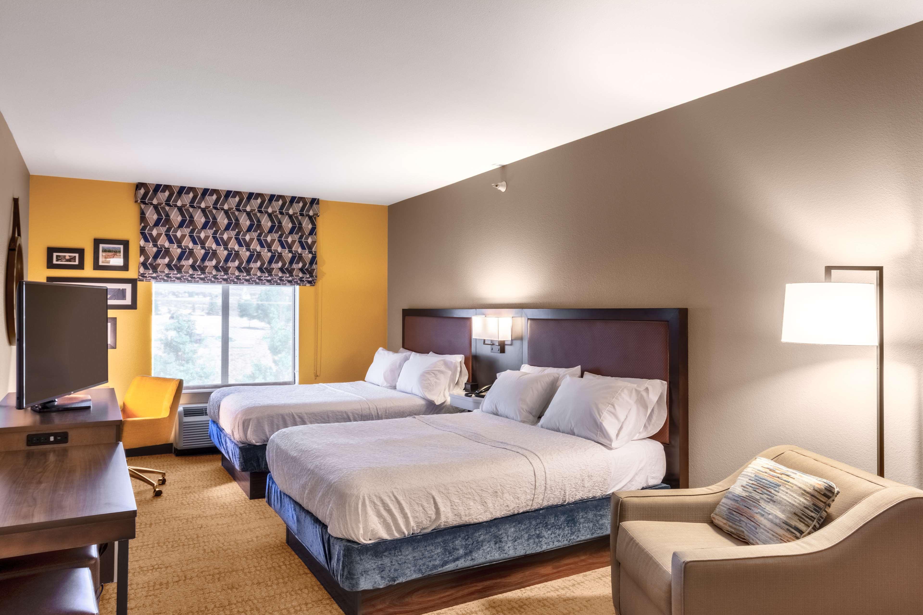 hampton inn laramie