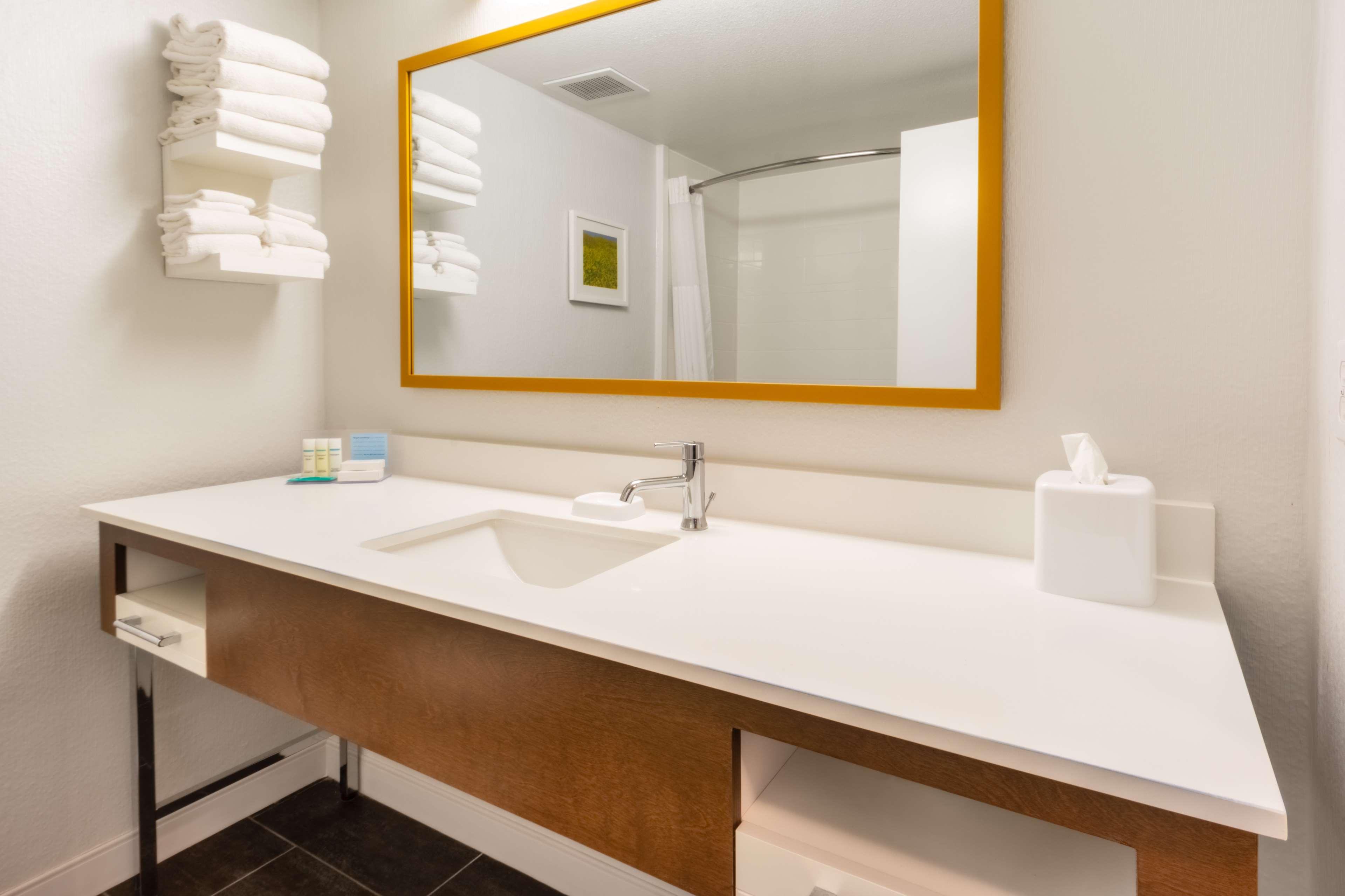 hampton inn laramie