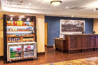 Hampton Inn Laramie,Laramie>>Albany,3 star