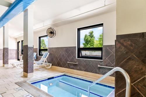 hampton inn laramie