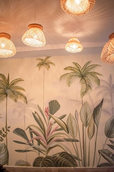 casa noa colonial rooms