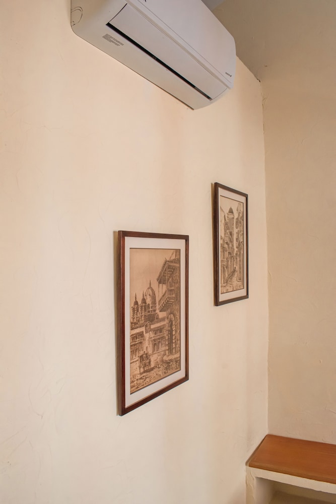 casa noa colonial rooms