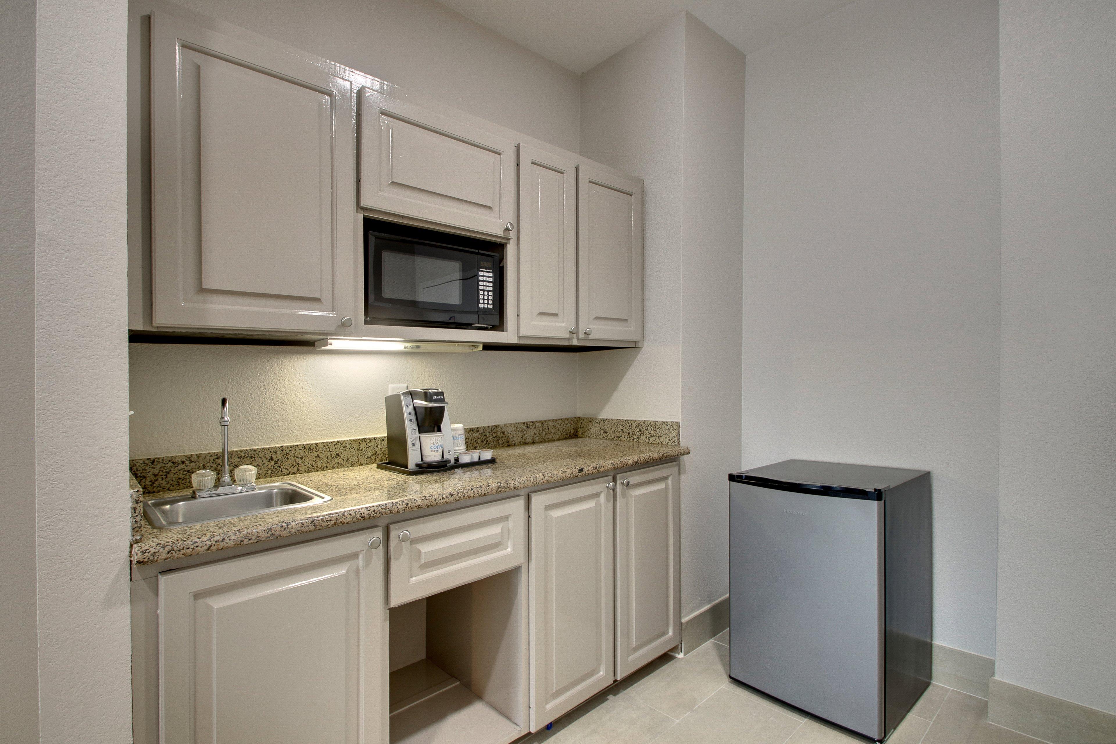holiday inn express and suites laurel by ihg