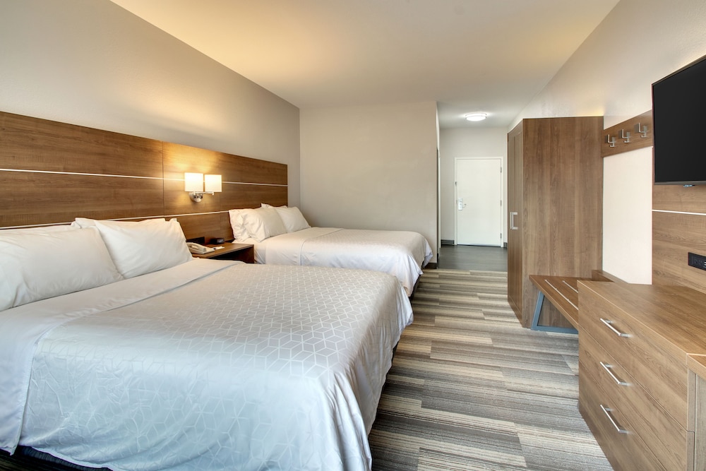 holiday inn express and suites laurel by ihg