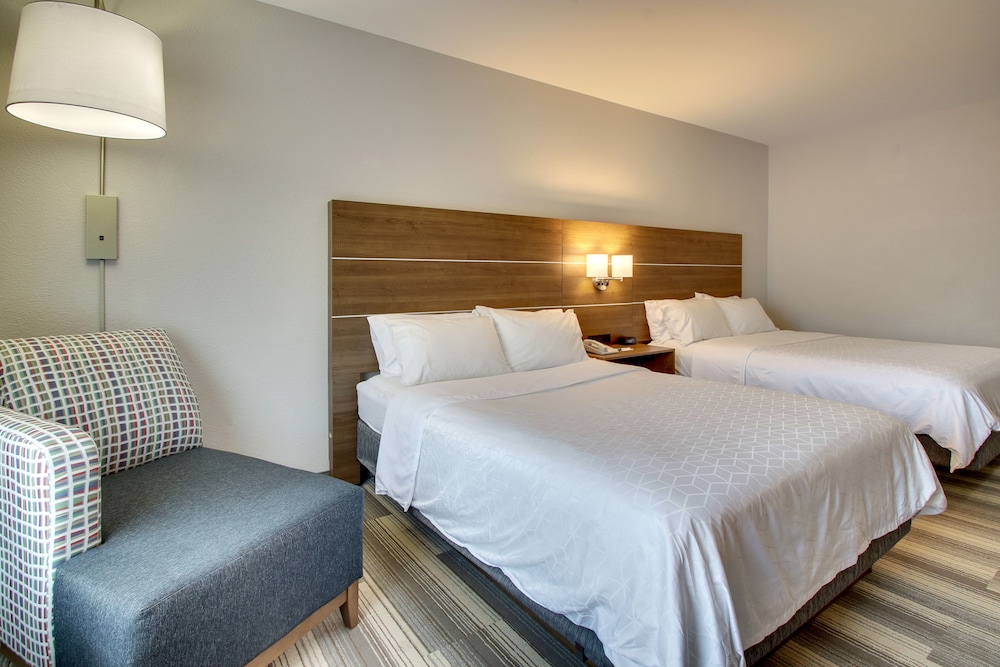 holiday inn express and suites laurel by ihg