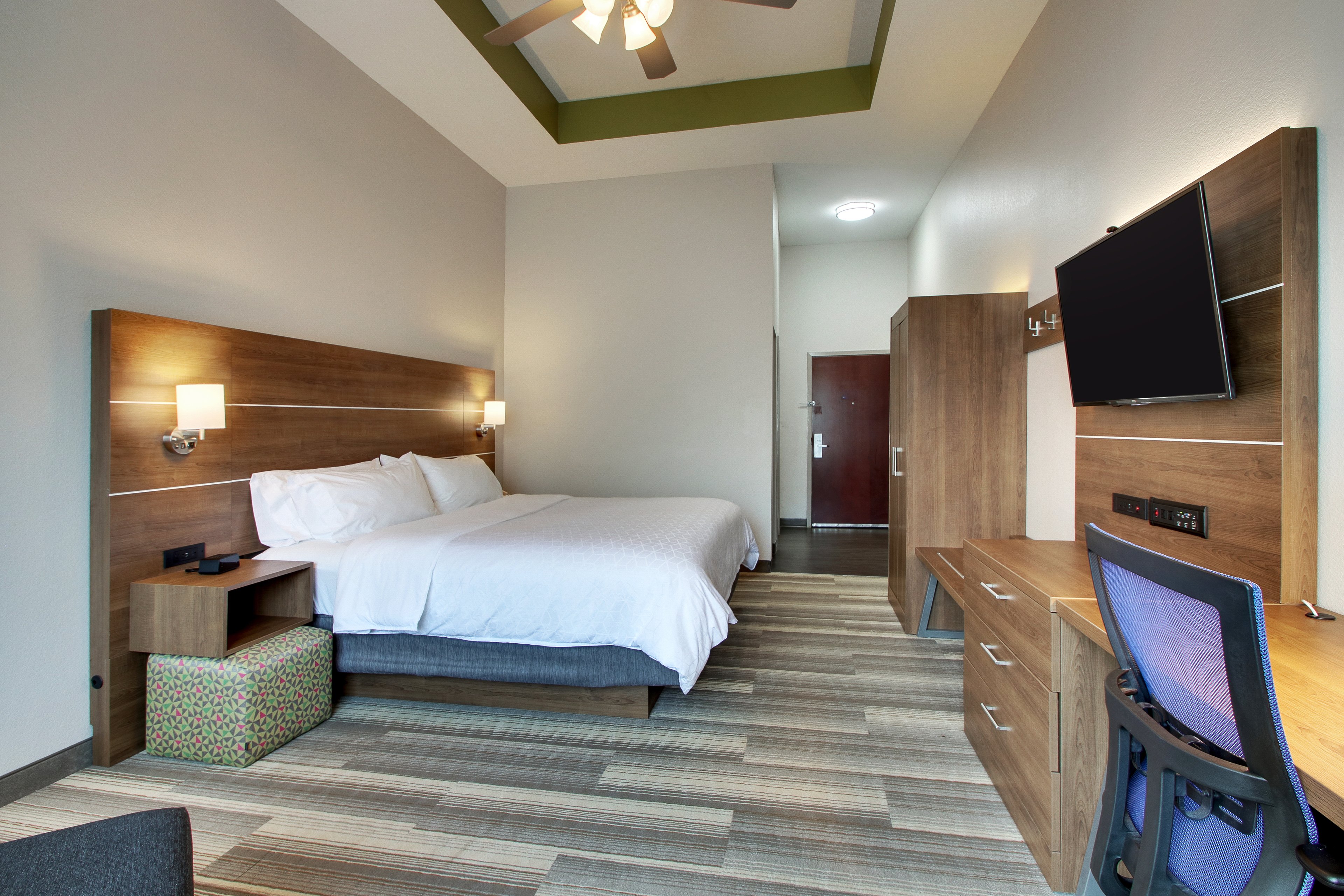 holiday inn express and suites laurel by ihg