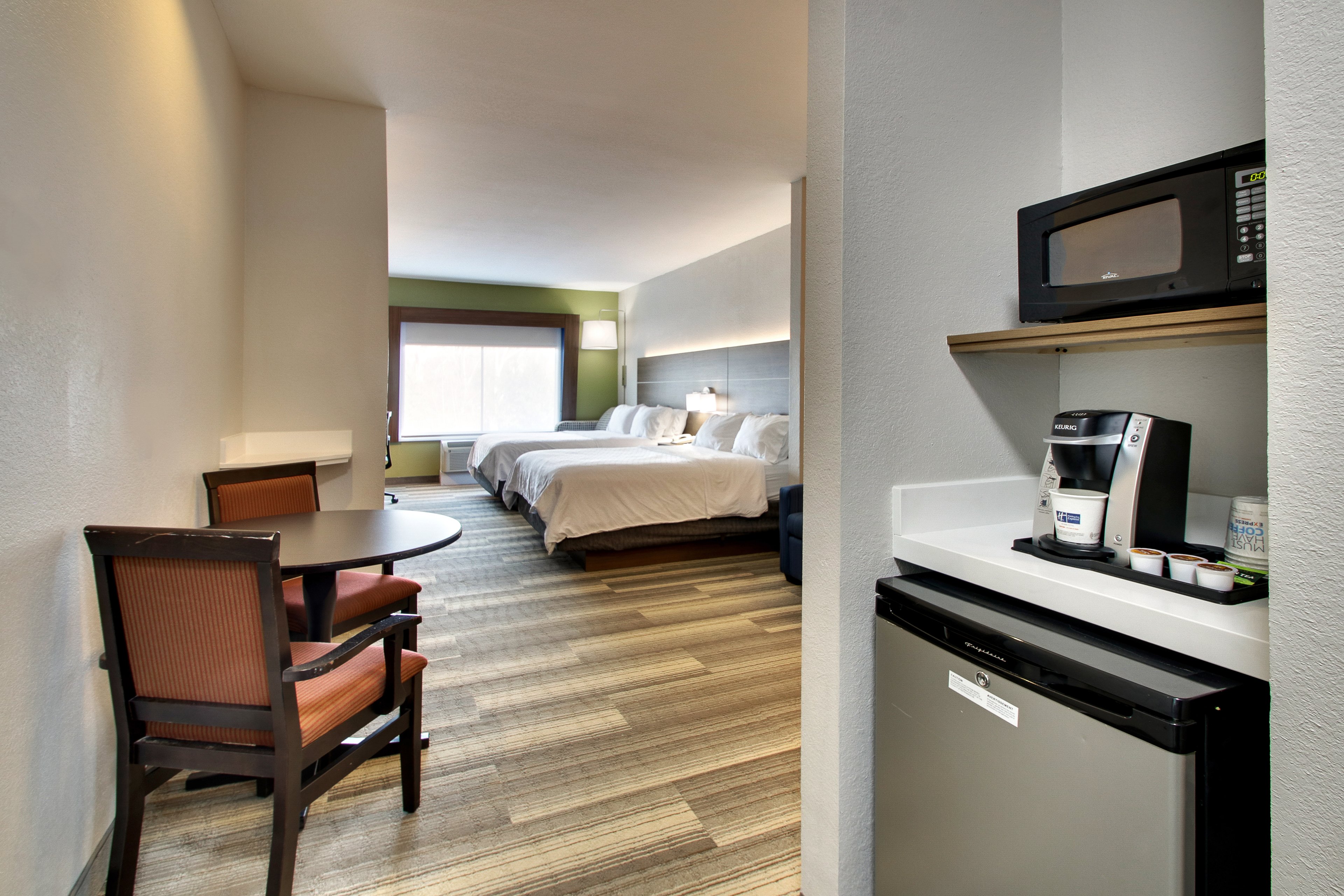 holiday inn express and suites laurel by ihg