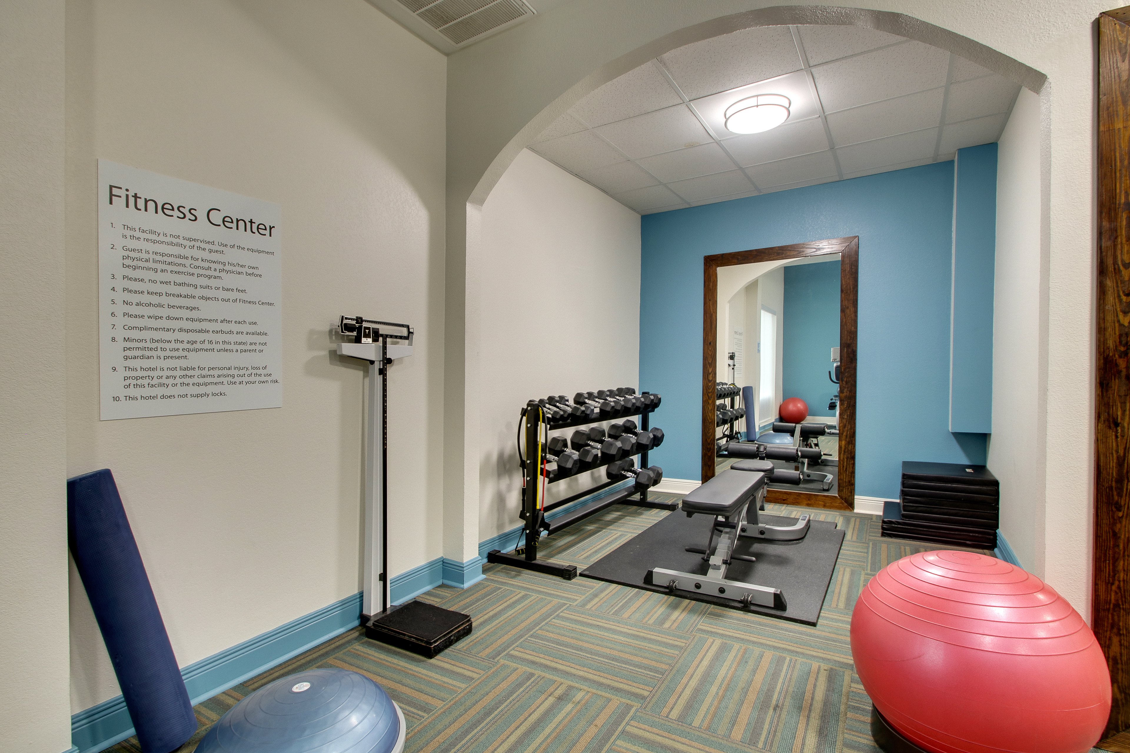 holiday inn express and suites laurel by ihg