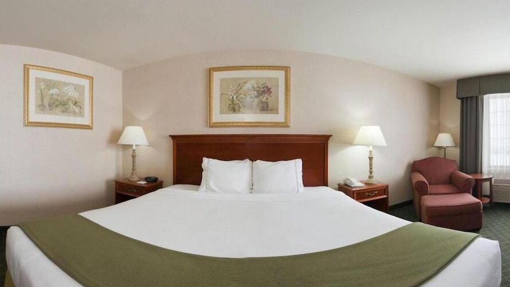 holiday inn express lebanon by ihg