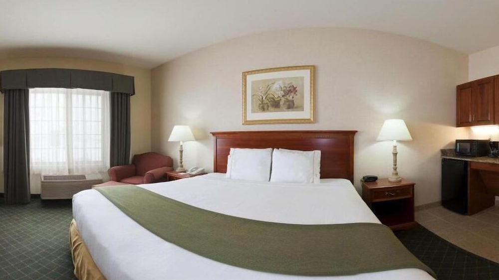 holiday inn express lebanon by ihg