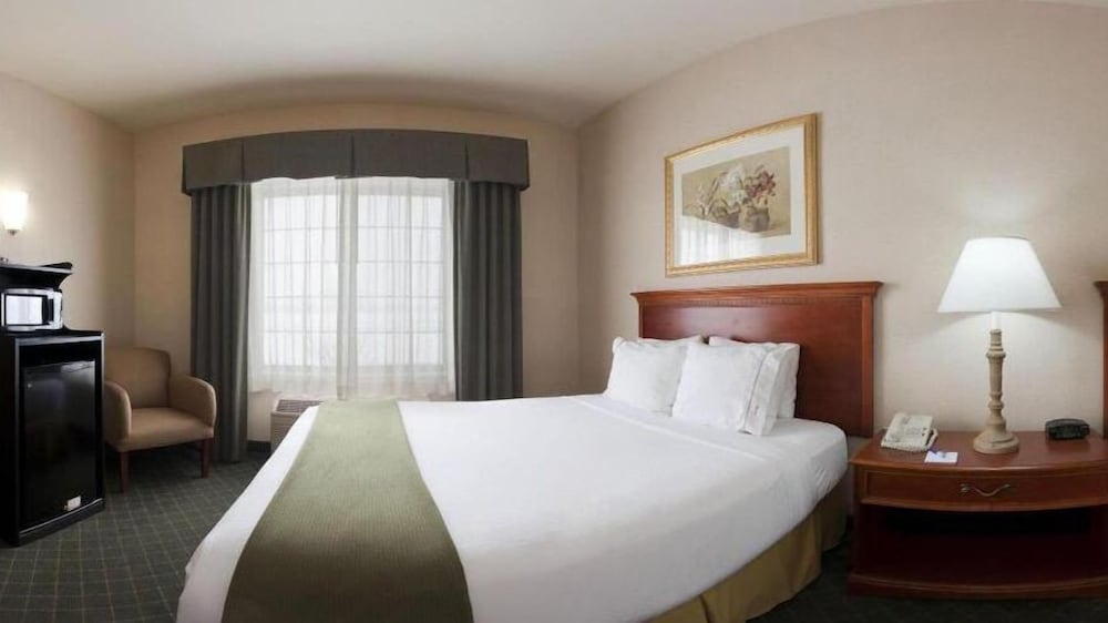holiday inn express lebanon by ihg