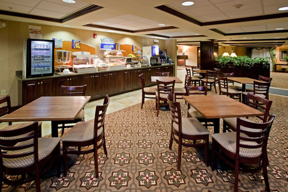 holiday inn express lebanon by ihg