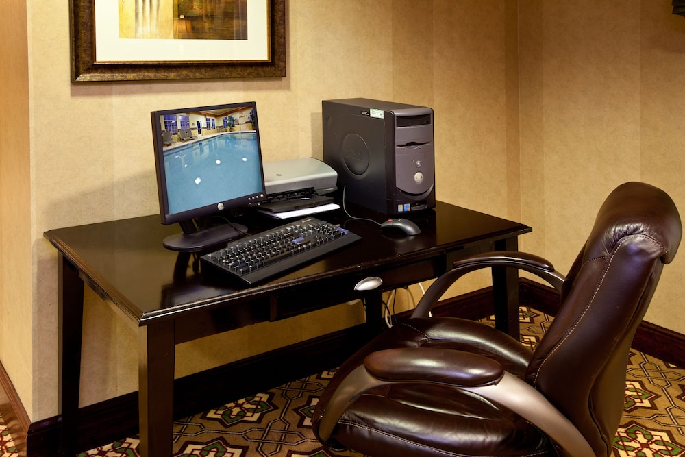 holiday inn express lebanon by ihg