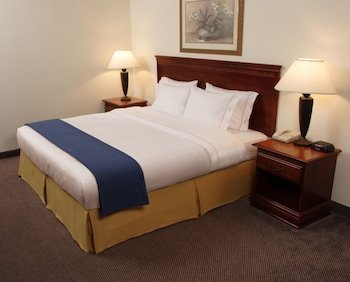 holiday inn express lebanon by ihg