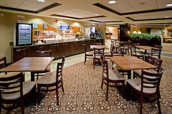 holiday inn express lebanon by ihg