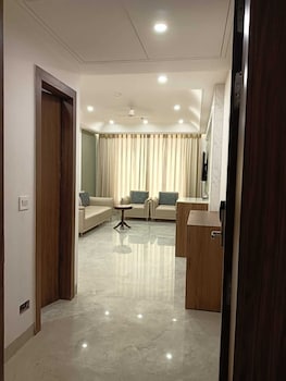 tulsi bhawan ayodhya