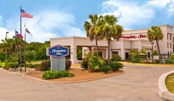 hampton inn livingston