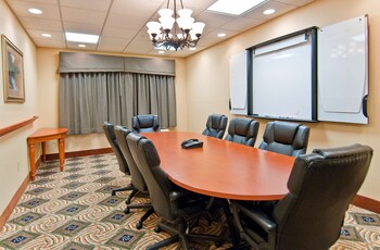 hampton inn livingston