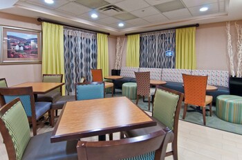 hampton inn livingston