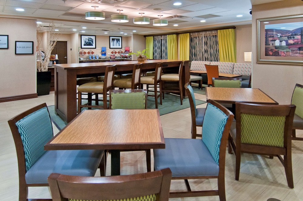 hampton inn livingston
