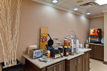hampton inn livingston