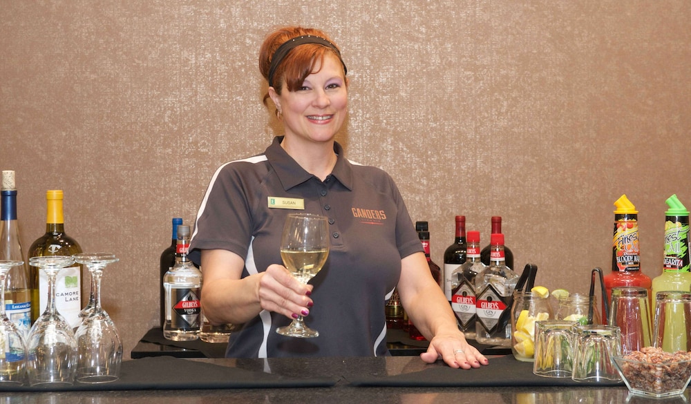 embassy suites by hilton detroit livonia novi