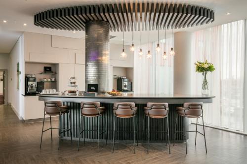 crowne plaza london docklands by ihg