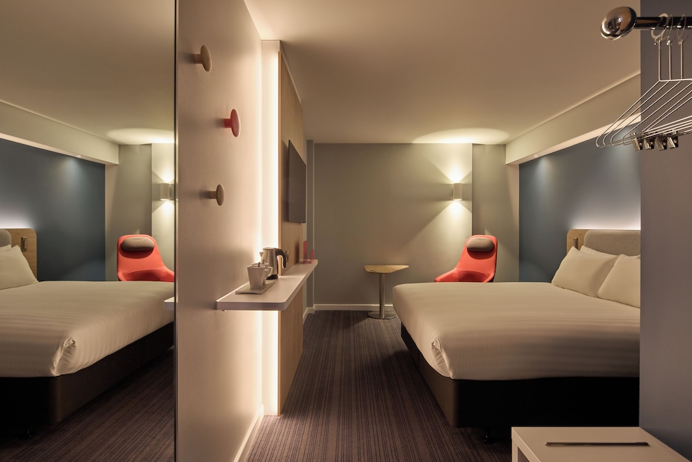 holiday inn express london limehouse by ihg